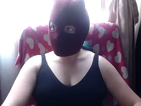 Snapshot of 666maskgirl chatting on June 18, 2026, 5:18 pm 666maskgirl online show from June 18, 2026, 5:18 pm