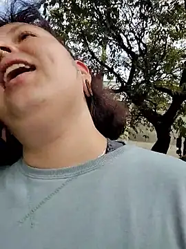 Snapshot of Divine_Pouvoir chatting on February 19, 2026, 8:06 pm Divine Pouvoir online show from February 19, 2026, 8:06 pm