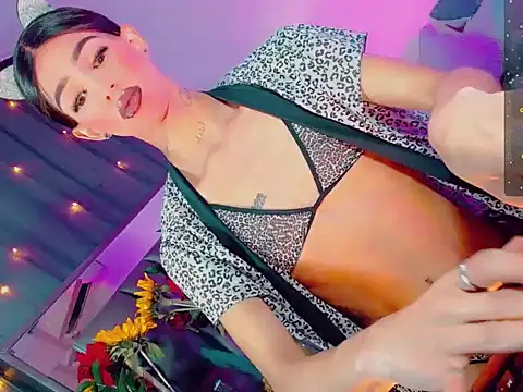 agathaferrer3 online show from March 8, 2026, 8:01 pm