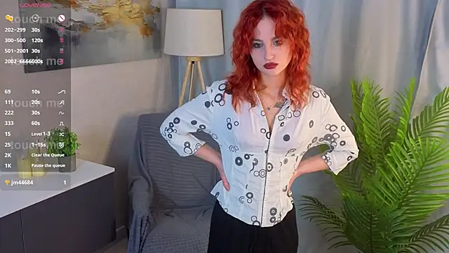 Snapshot of NaidaGresco chatting on December 21, 2025, 3:41 am NaidaGresco online show from December 21, 2025, 3:41 am