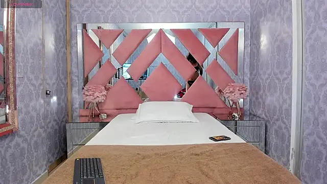 Snapshot of Sensual_shannell chatting on January 16, 2026, 10:03 pm Sensual shannell online show from January 16, 2026, 10:03 pm