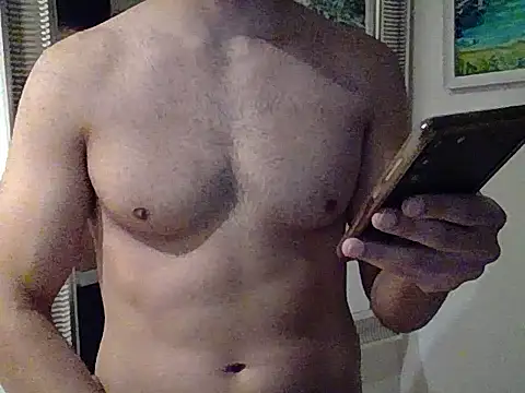 MilangaBoy online show from January 12, 2026, 8:04 pm