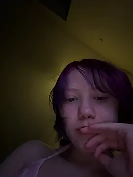 Mcmonsterbat online show from March 16, 2026, 4:20 am