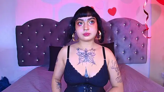 Snapshot of scarlett_venom_ chatting on February 21, 2026, 8:11 pm scarlett venom online show from February 21, 2026, 8:11 pm