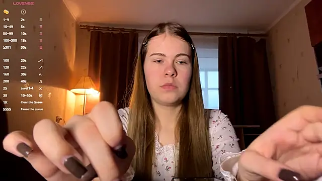 MaevAmy online show from December 20, 2025, 1:03 pm