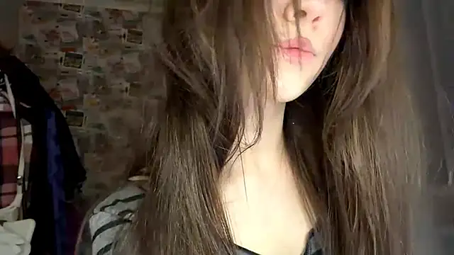 GuyedTheobid online show from December 21, 2025, 2:19 pm