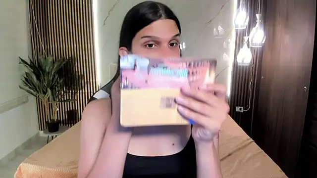 Bianca baldwin  online show from December 22, 2025, 8:42 pm