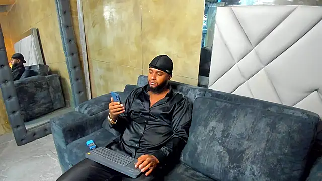 Snapshot of jay_jhonson01 chatting on December 22, 2025, 3:50 am jay jhonson01 online show from December 22, 2025, 3:50 am