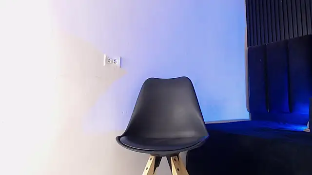 Snapshot of SmoothAlpha_ chatting on February 26, 2026, 2:39 pm SmoothAlpha online show from February 26, 2026, 2:39 pm