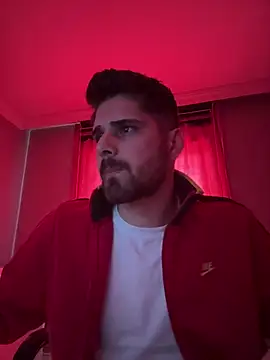 berke3424 online show from April 5, 2026, 1:29 pm