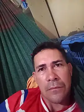 Snapshot of Juven1632 chatting on March 8, 2026, 12:38 am Juven1632 online show from March 8, 2026, 12:38 am