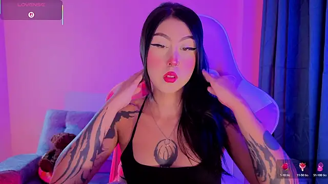 sharonbone online show from April 14, 2026, 4:50 am