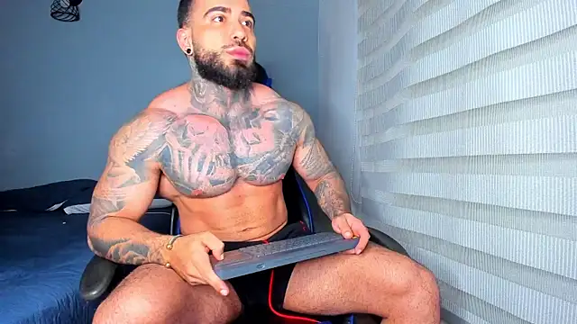 Snapshot of josemanufit chatting on December 15, 2025, 4:51 am josemanufit online show from December 15, 2025, 4:51 am