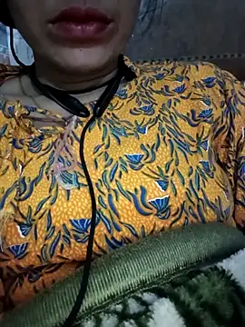 khusi  sharma2004 online show from December 19, 2025, 9:00 am