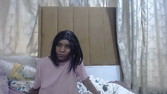 Snapshot of slendercupid chatting on January 13, 2026, 5:11 am slendercupid online show from January 13, 2026, 5:11 am