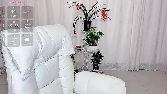 Snapshot of Darkn0t chatting on April 15, 2026, 12:49 am Darkn0t online show from April 15, 2026, 12:49 am