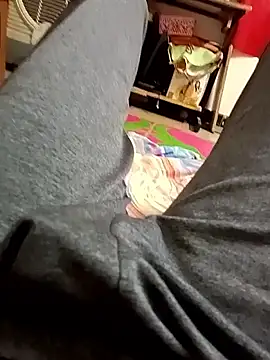 loki-king-143 online show from February 12, 2026, 5:18 am