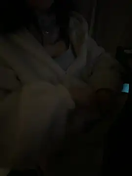 Snapshot of ddbb0000 chatting on February 16, 2026, 3:32 pm ddbb0000 online show from February 16, 2026, 3:32 pm