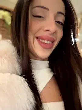 YeaLina online show from January 6, 2026, 12:09 pm