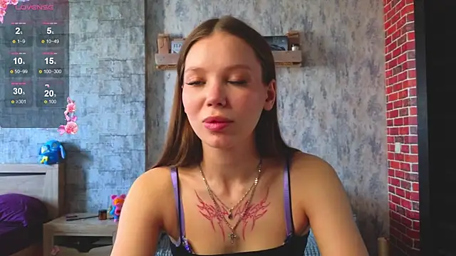 Cara Sweet1 online show from May 19, 2026, 2:02 pm