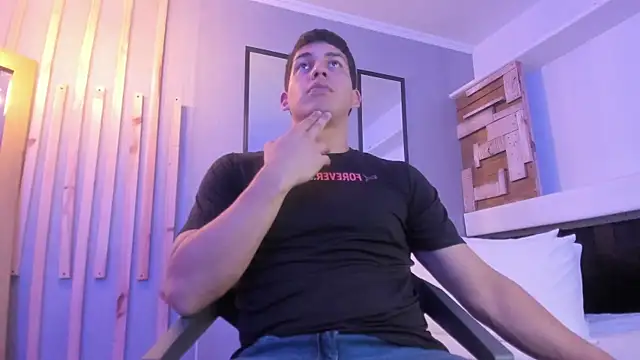 Snapshot of DamianKink chatting on January 9, 2026, 7:21 pm DamianKink online show from January 9, 2026, 7:21 pm