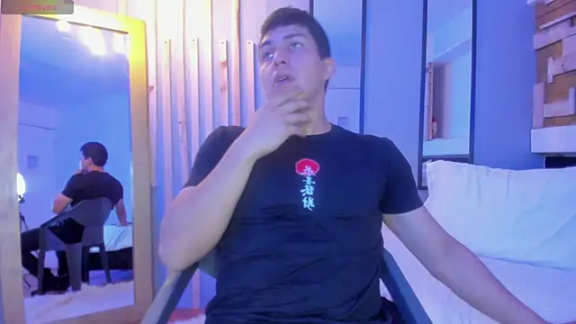 Snapshot of DamianKink chatting on January 8, 2026, 7:09 pm DamianKink online show from January 8, 2026, 7:09 pm