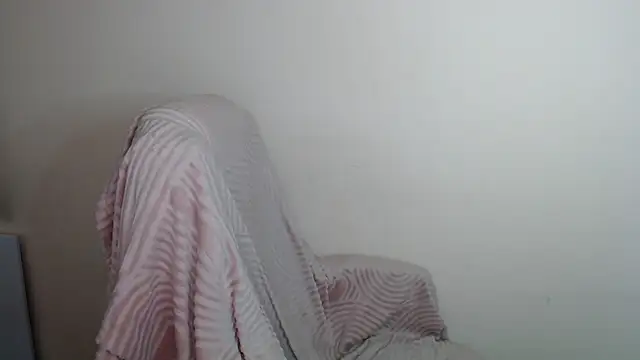 LiaSeass  online show from May 10, 2026, 11:58 am