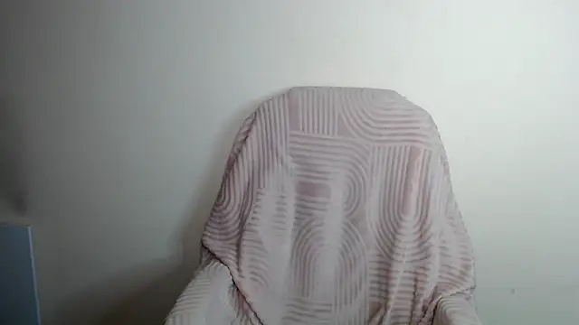 LiaSeass  online show from May 23, 2026, 11:53 am