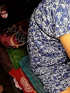 Desi bhabhi299 online show from January 6, 2026, 4:33 pm