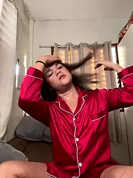 Snapshot of stripyapril chatting on January 12, 2026, 8:10 am stripyapril online show from January 12, 2026, 8:10 am