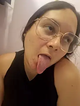 Snapshot of liababylia chatting on January 10, 2026, 11:11 pm liababylia online show from January 10, 2026, 11:11 pm