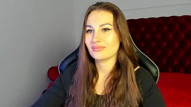 NoraFoxes online show from February 6, 2026, 5:25 am