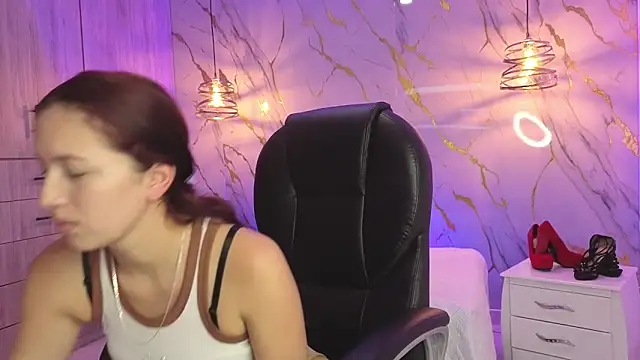 redviper18 online show from January 10, 2026, 3:24 am