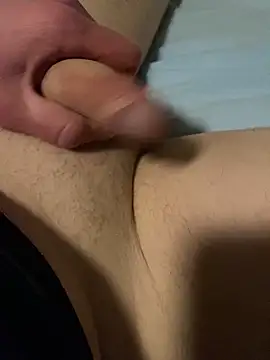 GrosserDickerSchwanz17cm online show from May 18, 2026, 5:13 am
