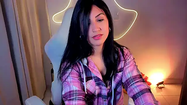 chloebum  online show from January 16, 2026, 11:14 am