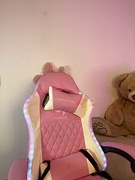 Snapshot of Ana_herrera chatting on February 12, 2026, 11:32 am Ana herrera online show from February 12, 2026, 11:32 am