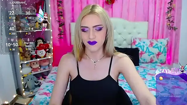 Snapshot of golden_girl01 chatting on February 15, 2025, 7:17 pm golden girl01 online show from February 15, 2025, 7:17 pm