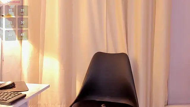 Sisi fun online show from March 12, 2026, 7:51 pm