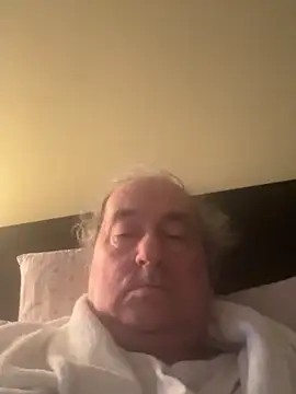 csikar online show from March 11, 2026, 5:12 am