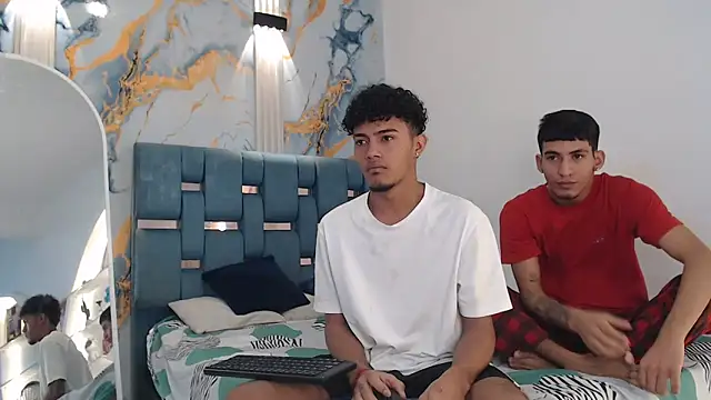 DIAMOND BLACKS online show from March 17, 2026, 7:22 am