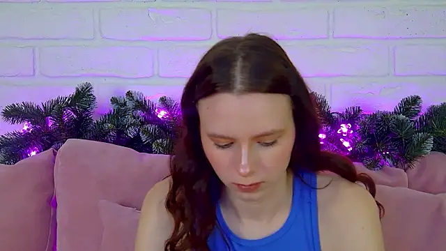 Snapshot of ArinaKubrick chatting on December 17, 2025, 6:24 pm ArinaKubrick online show from December 17, 2025, 6:24 pm