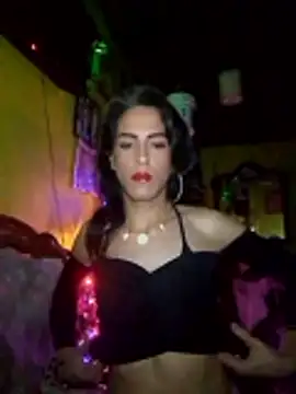 angeliChacon online show from December 15, 2025, 7:36 am