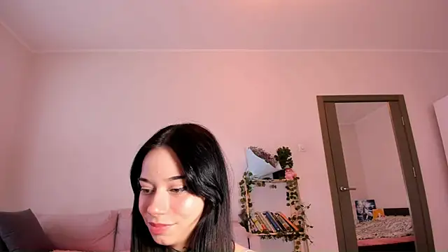 Snapshot of Crystal_zen chatting on December 15, 2025, 3:56 am Crystal zen online show from December 15, 2025, 3:56 am