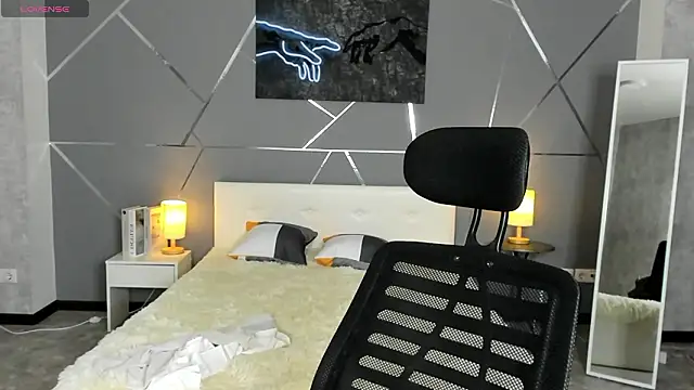 miss  evelyne online show from January 15, 2026, 1:20 am