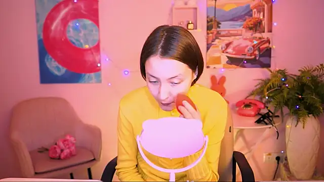 LuluPatterson online show from December 22, 2025, 8:03 am