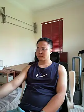 Snapshot of battman4488 chatting on March 10, 2026, 3:54 am battman4488 online show from March 10, 2026, 3:54 am