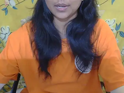 Snapshot of Cristina_love69 chatting on May 31, 2026, 4:24 pm Cristina love69 online show from May 31, 2026, 4:24 pm