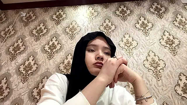 Katepleaurxo online show from February 12, 2026, 10:59 am