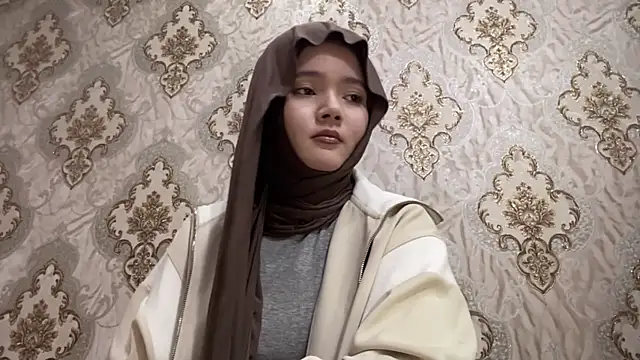 Katepleaurxo online show from December 14, 2025, 11:49 am