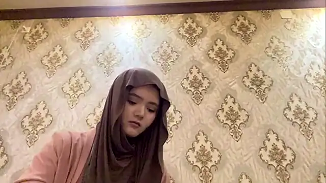 Katepleaurxo online show from April 3, 2026, 5:14 am